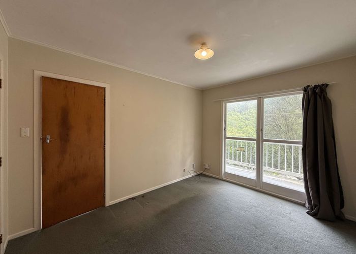  at 4/15a Rakeiora Grove, Korokoro, Lower Hutt, Wellington
