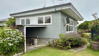  at 19 The Avenue, Otaki Beach, Otaki