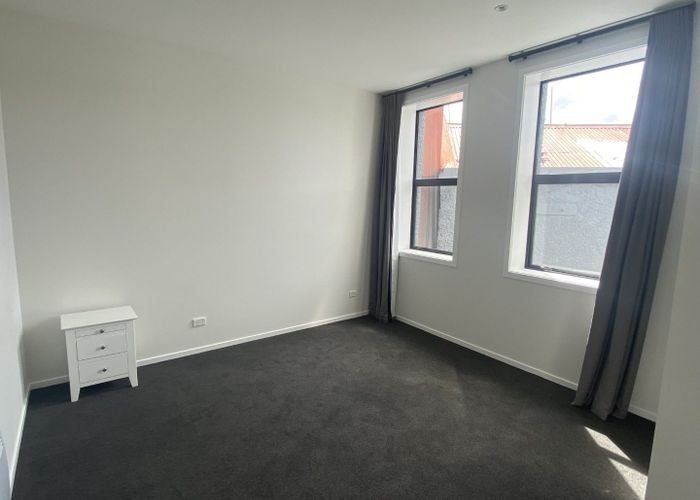  at 2/1 Queens Gardens, City Centre, Dunedin, Otago