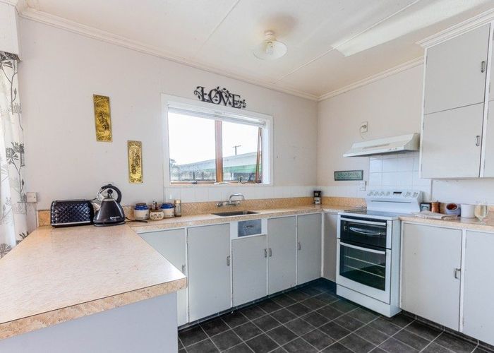  at 38 Konini Street, Tawhero, Whanganui, Manawatu / Whanganui