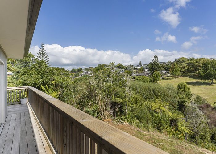  at 3 Micawber Place, Mellons Bay, Manukau City, Auckland