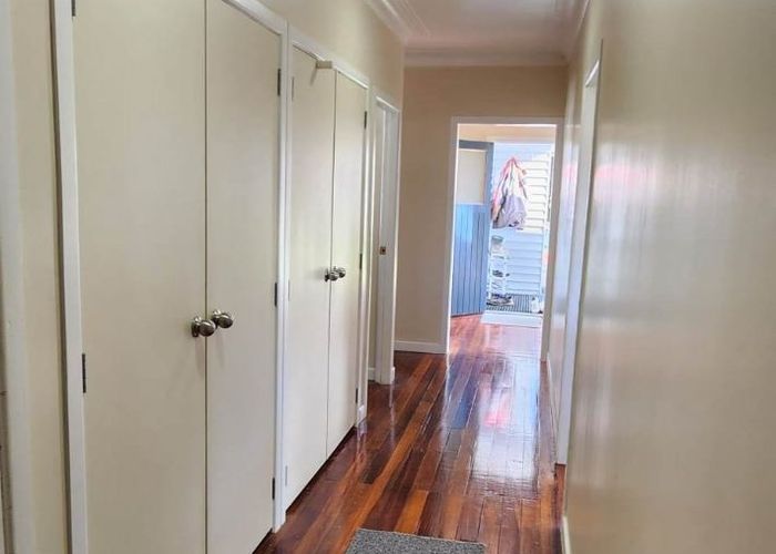  at 39 Awhiorangi Promenade, Swanson, Auckland