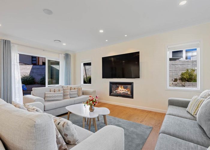  at 36 Headland Drive, Long Bay, North Shore City, Auckland
