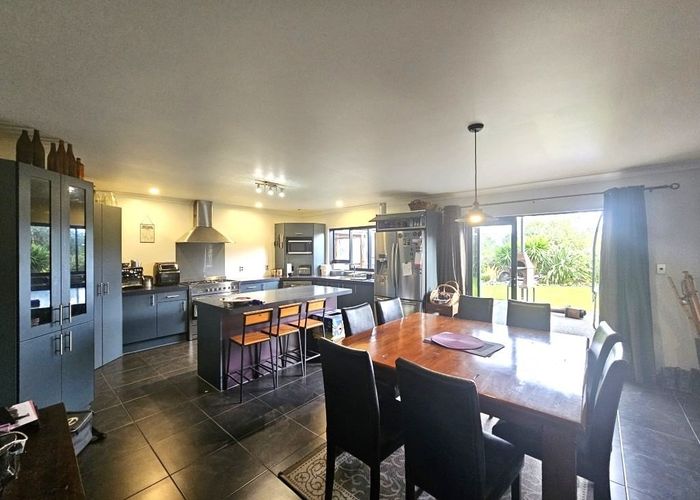  at 306 Waitaha Road South, Welcome Bay, Tauranga