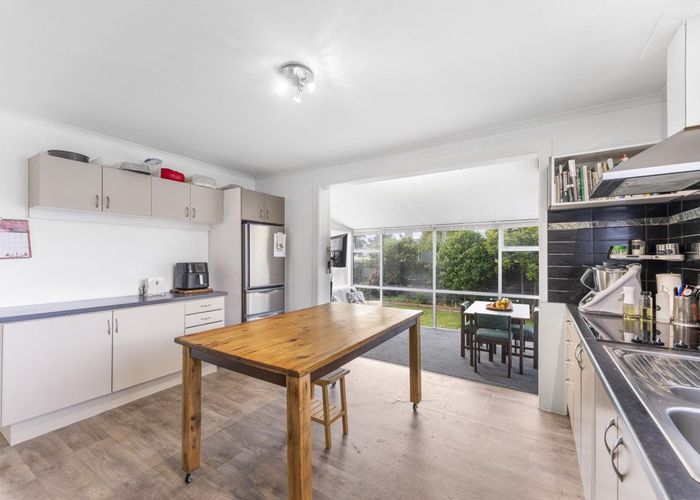  at 289 Burwood Road, Burwood, Christchurch City, Canterbury