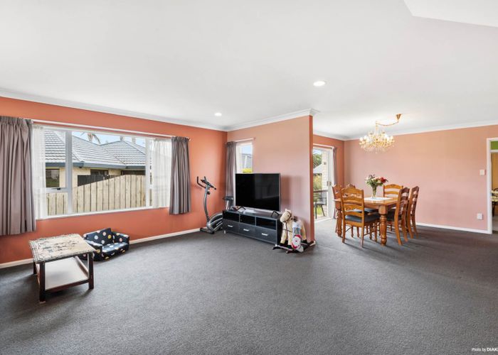  at 12 Cloverlea Place, Pukekohe, Pukekohe