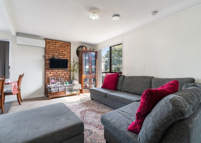  at 1/39 Taitimu Drive, Weymouth, Auckland