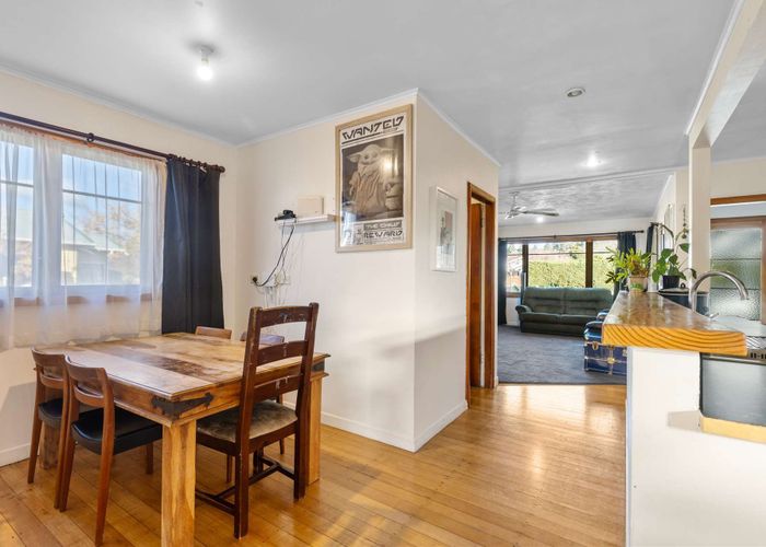  at 83B Whitby Road, Wakefield