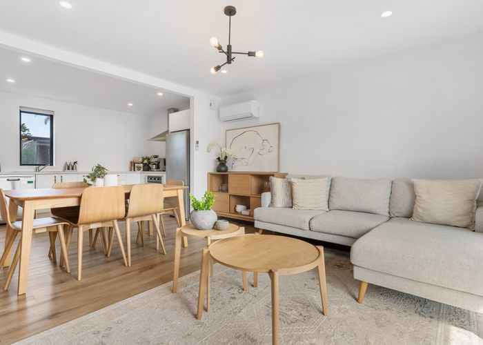  at 37 Cessna Crescent, Mangere, Manukau City, Auckland