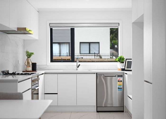  at 2/4 Oku Close, Hillcrest, Hamilton, Waikato