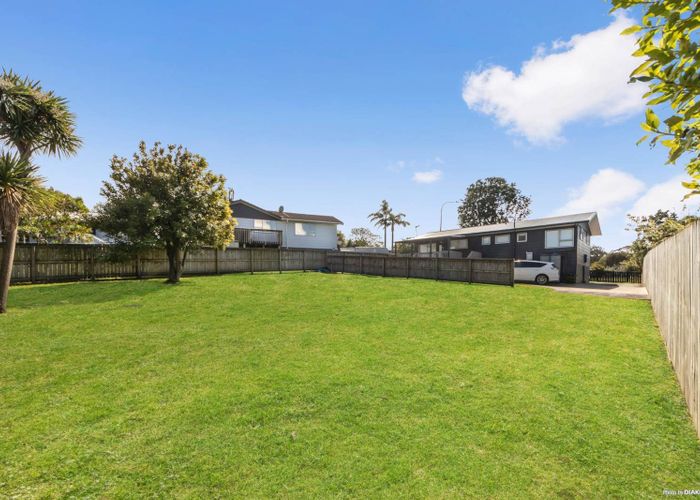  at 37A Oreil Avenue, West Harbour, Waitakere City, Auckland