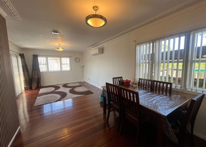  at 20 Harrington Road, Henderson, Waitakere City, Auckland