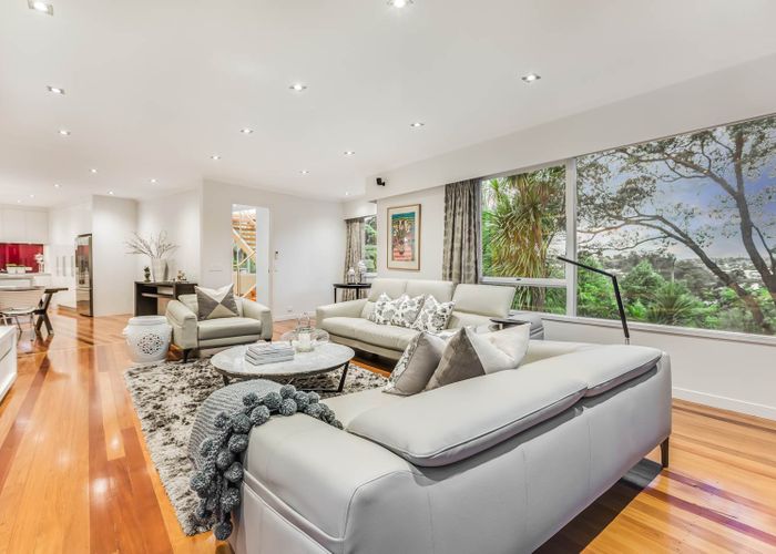  at 110 Paritai Drive, Orakei, Auckland