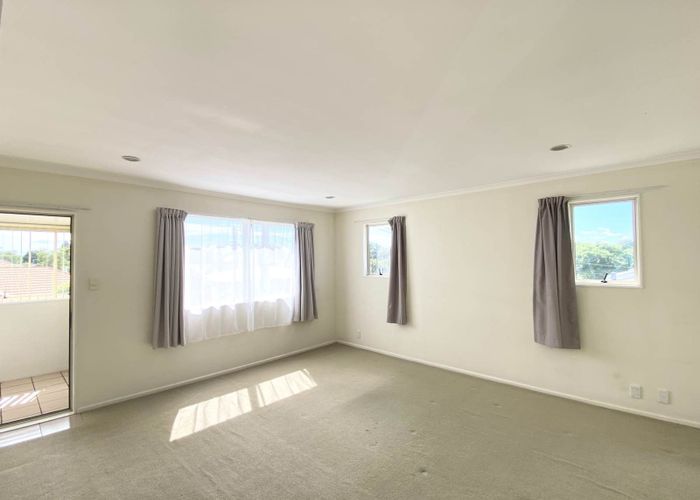  at 1/2 Carrs Place, Ellerslie, Auckland