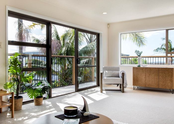  at 1/7 Scarboro Terrace, Murrays Bay, Auckland