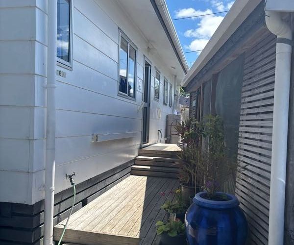  at Chivalry Road, Glenfield, North Shore City, Auckland