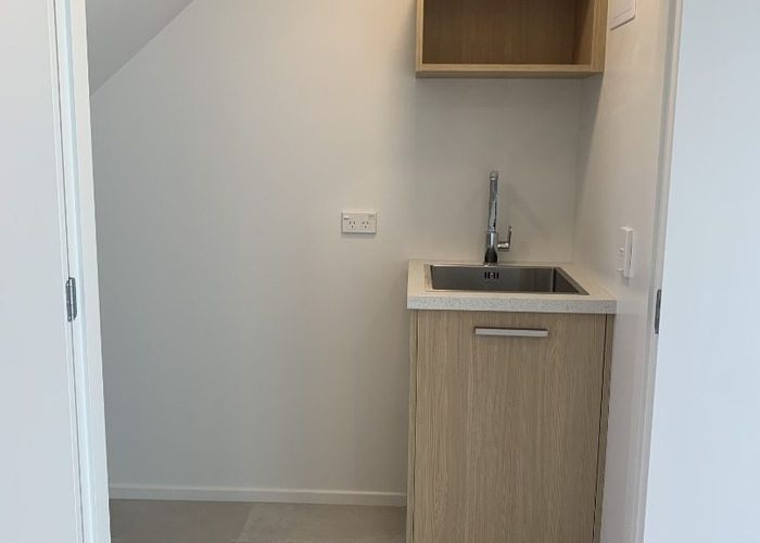  at 118D Blenheim Road, Riccarton, Christchurch City, Canterbury