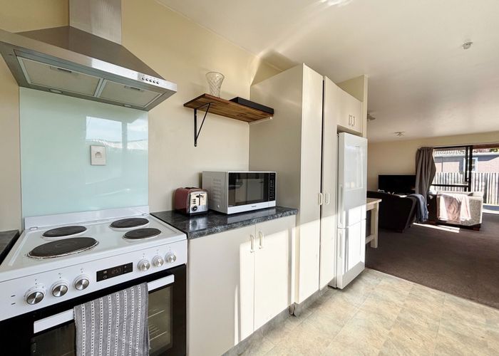  at 61A Centennial Av, Riccarton, Christchurch City, Canterbury