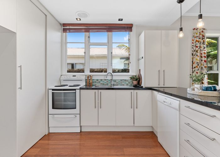  at 20 Milton Street, Somerfield, Christchurch