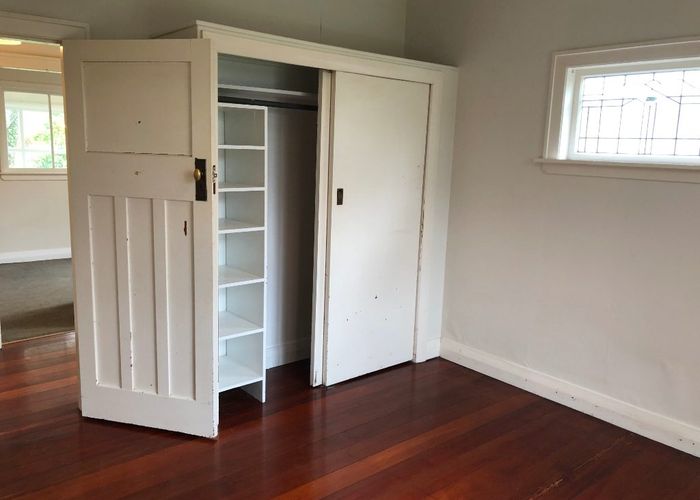  at 24 Izard Road, Khandallah, Wellington, Wellington