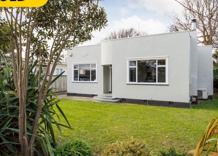  at 301 Botanical Road, West End, Palmerston North