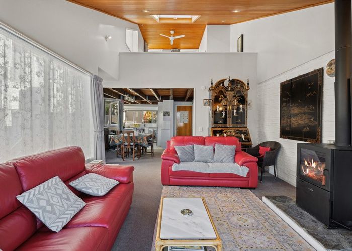  at 7B Von Place, Fernhill, Queenstown