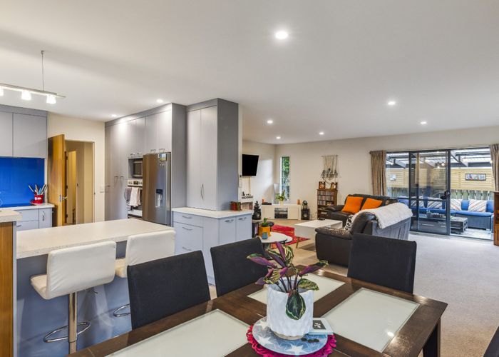  at 8 Leigh Place, Paraparaumu Beach, Kapiti Coast, Wellington