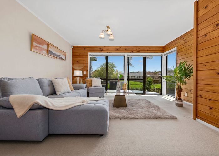  at 1/49 Millhouse Drive, Northpark, Manukau City, Auckland