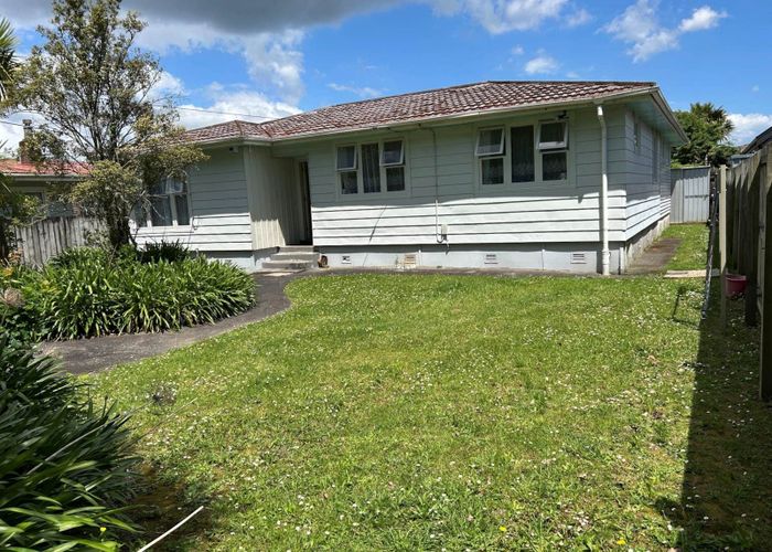  at 440 West Coast Road, Glen Eden, Waitakere City, Auckland