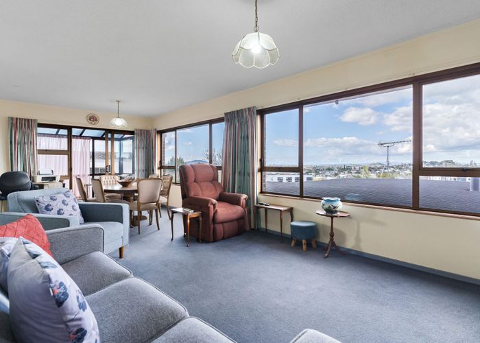  at 1/22 Martin Crescent, Northcote, North Shore City, Auckland