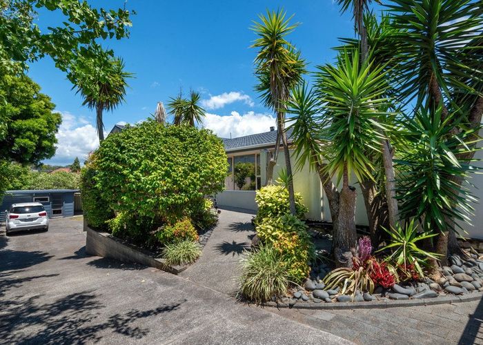  at 4 Harley Road, Hauraki, Auckland