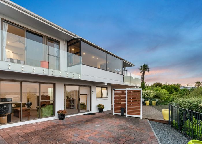  at 7 Pounamu Place, Cockle Bay, Manukau City, Auckland