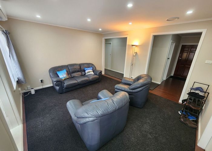  at 9 Frances Street, Manurewa, Manukau City, Auckland