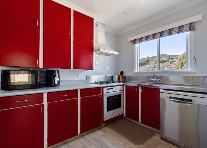  at 5 Mahoe Street, Tawa, Wellington, Wellington