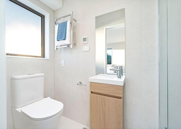  at 1/5 Hereford Street, Te Atatu Peninsula, Waitakere City, Auckland