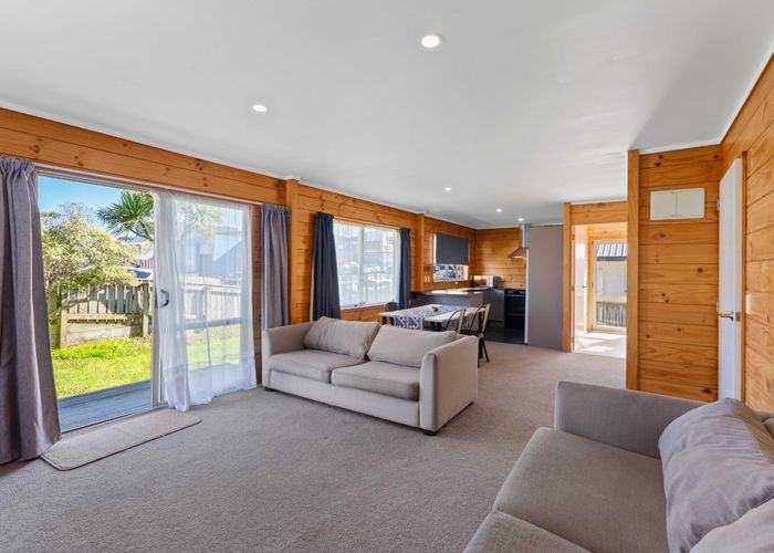  at 2 Dimock Street, Titahi Bay, Porirua, Wellington