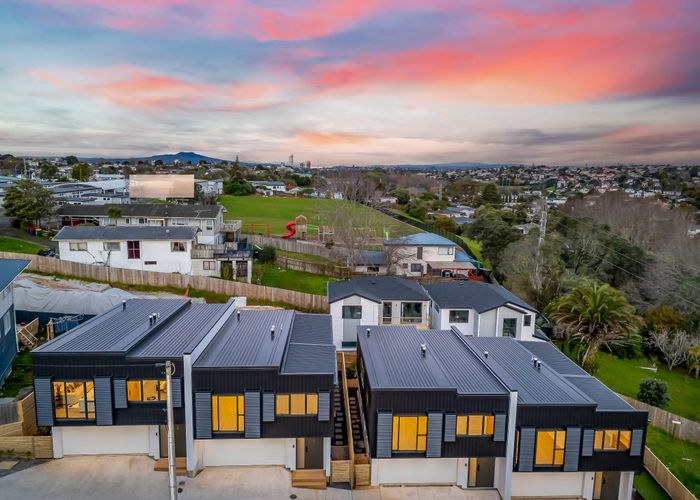  at 69C Chivalry Road, Glenfield, North Shore City, Auckland
