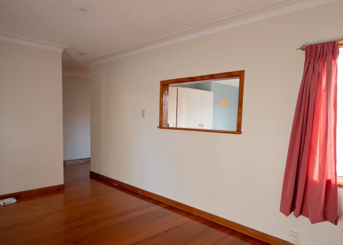  at 9 Bishop Street, Green Bay, Auckland