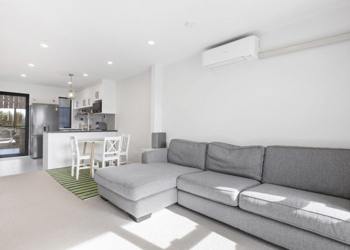  at 12/18 Hewlett Rd, Massey, Waitakere City, Auckland