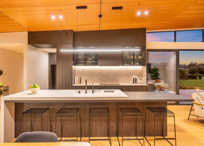  at 43 Paekakariki Hill Road, Pauatahanui, Porirua, Wellington