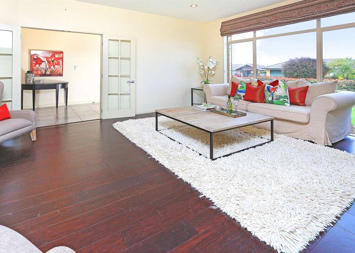  at 32 Oakridge Way, Northpark, Auckland