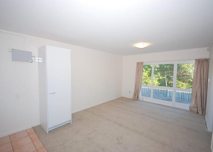  at 11/69A Landscape Rd, Mount Eden, Auckland City, Auckland