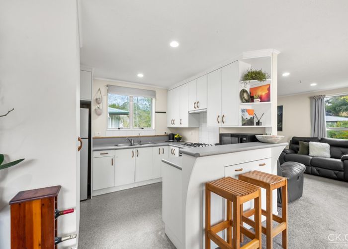  at 4 Speargrass Grove, Timberlea, Upper Hutt, Wellington