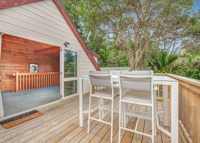  at 100 Pemberton Avenue, Bayview, Auckland