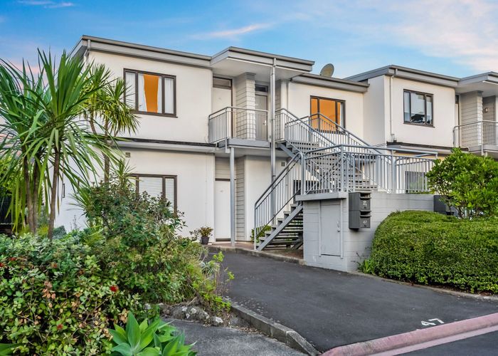  at 46/92 Bush Road, Albany, North Shore City, Auckland