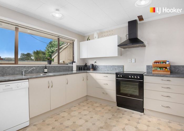  at 14 Windsor Place, Mosgiel, Mosgiel