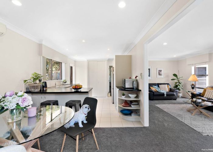  at 2/22 Beaumaris Way, Conifer Grove, Takanini