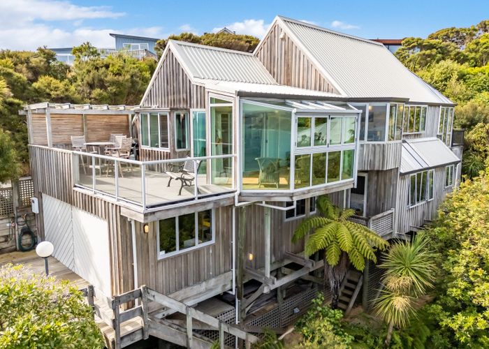  at 1 Roys Road, Plimmerton, Porirua, Wellington