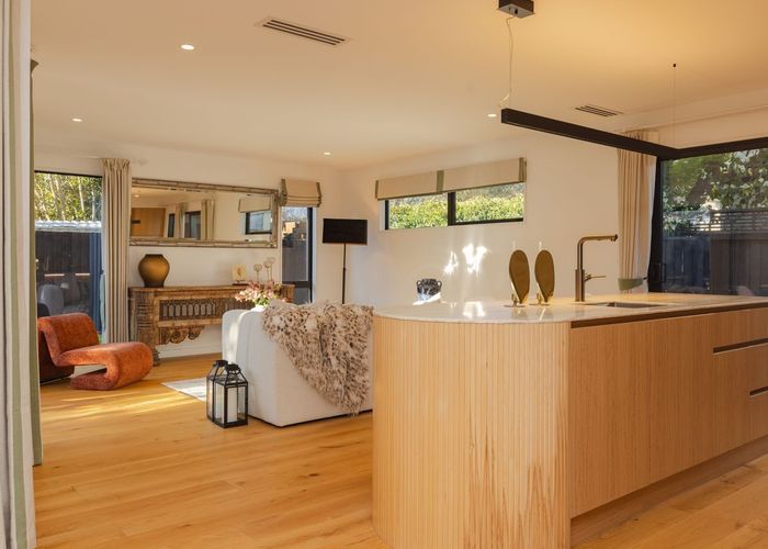  at 4/146 Straven Road, Fendalton, Christchurch City, Canterbury
