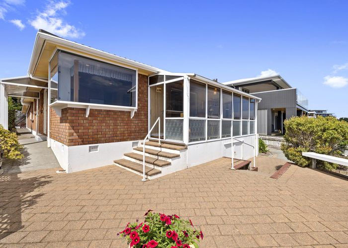  at 412 Devon Street West, Lynmouth, New Plymouth
